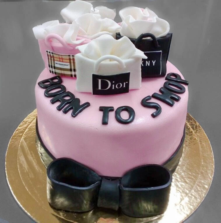 ΤΟΥΡΤΑ ΓΕΝΕΘΛΙΩΝ ΣΕΡΑΝΟ